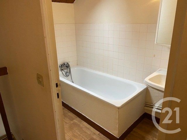 Appartement Duplex à louer - 2 pièces - 35.1 m2 - EZY SUR EURE - 27 - HAUTE-NORMANDIE - Century 21 Agence De Diane