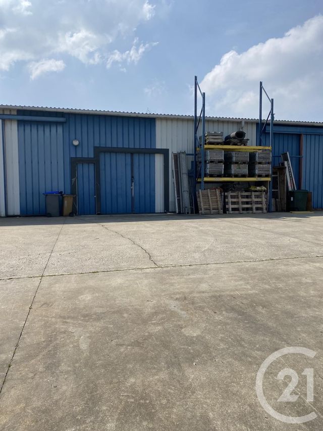 commerce à louer - 277.5 m2 - GARENNES SUR EURE - 27 - HAUTE-NORMANDIE - Century 21 Agence De Diane