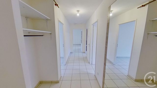 Afficher la photo en grand Appartement F4 à vendre - 4 pièces - 71.84 m2 - IVRY LA BATAILLE - 27 - HAUTE-NORMANDIE - Century 21 Agence De Diane