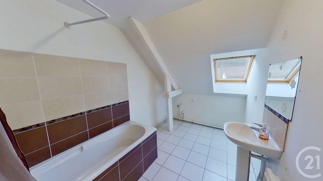 Afficher la photo en grand Appartement F4 à vendre - 4 pièces - 71.84 m2 - IVRY LA BATAILLE - 27 - HAUTE-NORMANDIE - Century 21 Agence De Diane