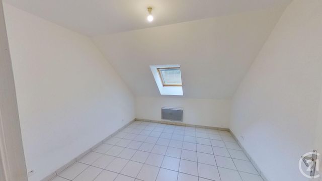 Afficher la photo en grand Appartement F4 à vendre - 4 pièces - 71.84 m2 - IVRY LA BATAILLE - 27 - HAUTE-NORMANDIE - Century 21 Agence De Diane