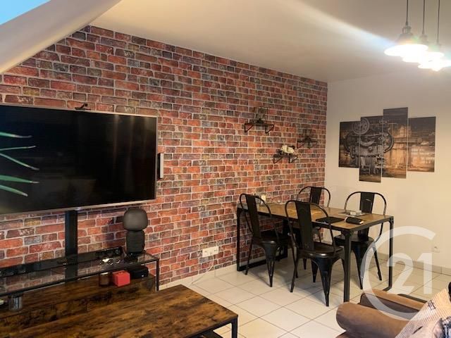 Appartement F4 à louer - 4 pièces - 66.5 m2 - IVRY LA BATAILLE - 27 - HAUTE-NORMANDIE - Century 21 Agence De Diane