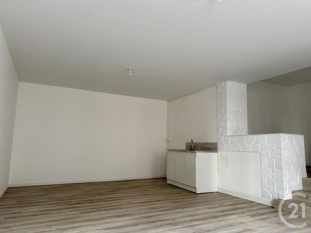 Appartement T3 à vendre - 3 pièces - 71.5 m2 - NONANCOURT - 27 - HAUTE-NORMANDIE - Century 21 Agence De Diane