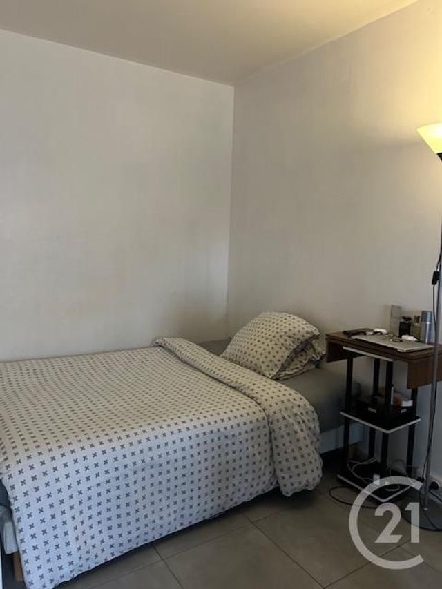 Appartement à louer - 2 pièces - 30.62 m2 - EVREUX - 27 - HAUTE-NORMANDIE - Century 21 Agence De Diane