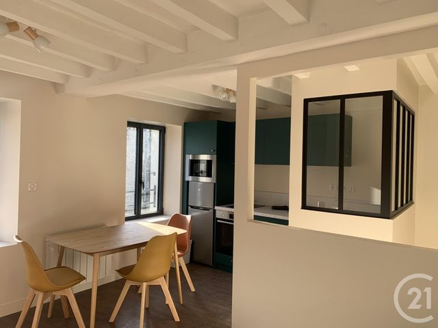 Appartement F2 à louer - 2 pièces - 31.31 m2 - GILLES - 28 - CENTRE - Century 21 Agence De Diane