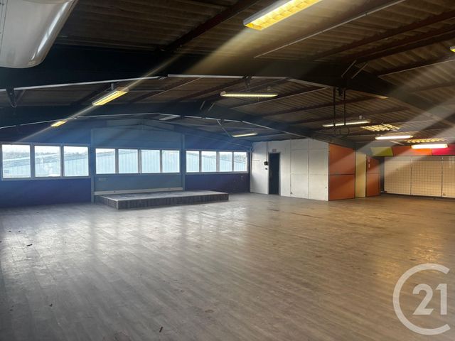 commerce à louer - 692.16 m2 - OULINS - 28 - CENTRE - Century 21 Agence De Diane