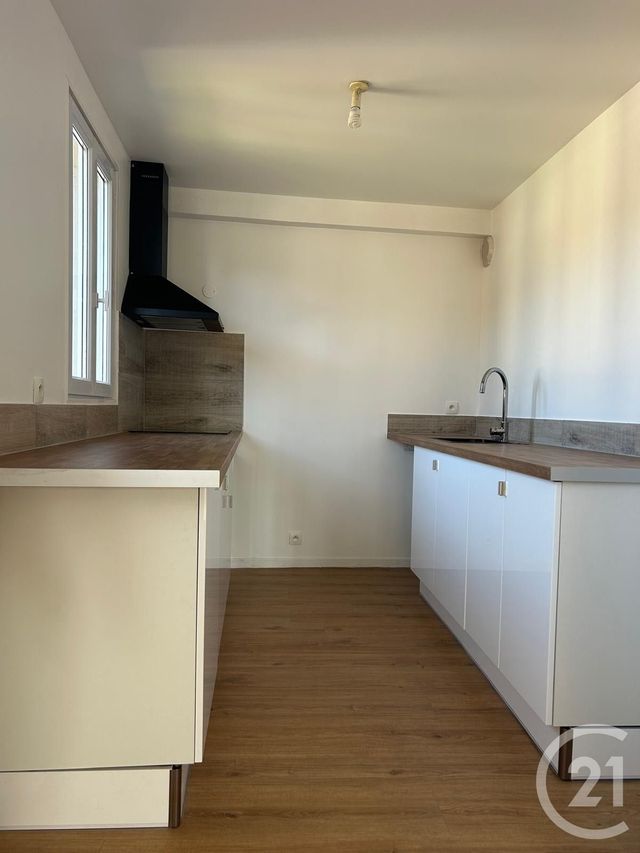 Appartement F3 à louer - 3 pièces - 51.68 m2 - ANET - 28 - CENTRE - Century 21 Agence De Diane