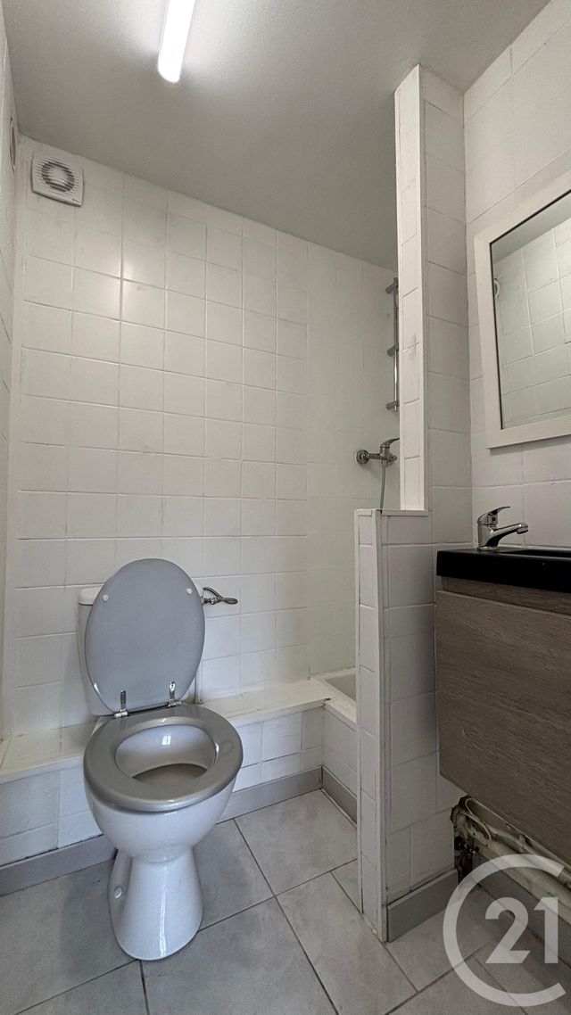 Appartement à vendre - 2 pièces - 25.0 m2 - IVRY LA BATAILLE - 27 - HAUTE-NORMANDIE - Century 21 Agence De Diane