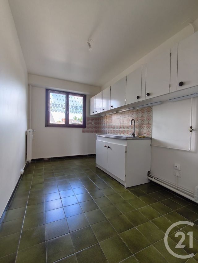 Appartement F4 à louer - 4 pièces - 78.03 m2 - DREUX - 28 - CENTRE - Century 21 Agence De Diane