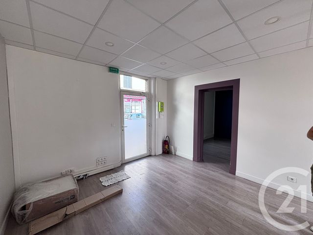 commerce à louer - 52.2 m2 - EZY SUR EURE - 27 - HAUTE-NORMANDIE - Century 21 Agence De Diane