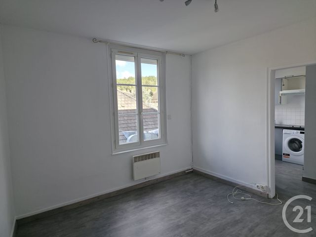 Appartement F1 à louer - 1 pièce - 21.32 m2 - EZY SUR EURE - 27 - HAUTE-NORMANDIE - Century 21 Agence De Diane