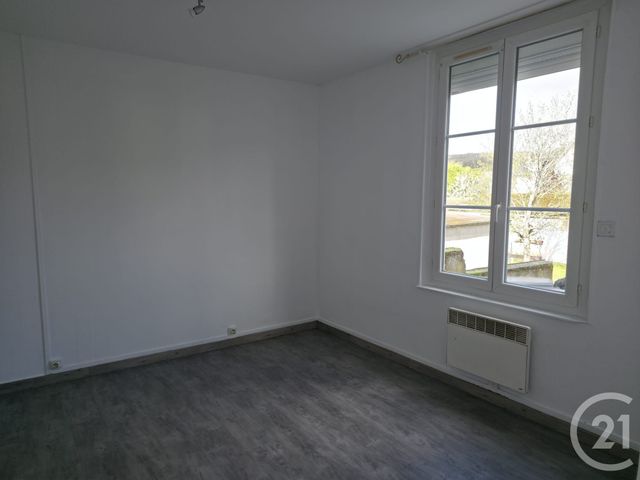 Appartement F1 à louer - 1 pièce - 21.32 m2 - EZY SUR EURE - 27 - HAUTE-NORMANDIE - Century 21 Agence De Diane