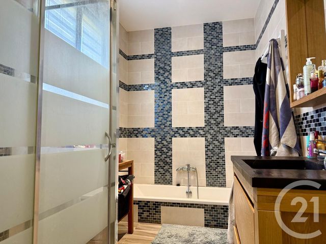 maison à vendre - 7 pièces - 223.56 m2 - IVRY LA BATAILLE - 27 - HAUTE-NORMANDIE - Century 21 Agence De Diane