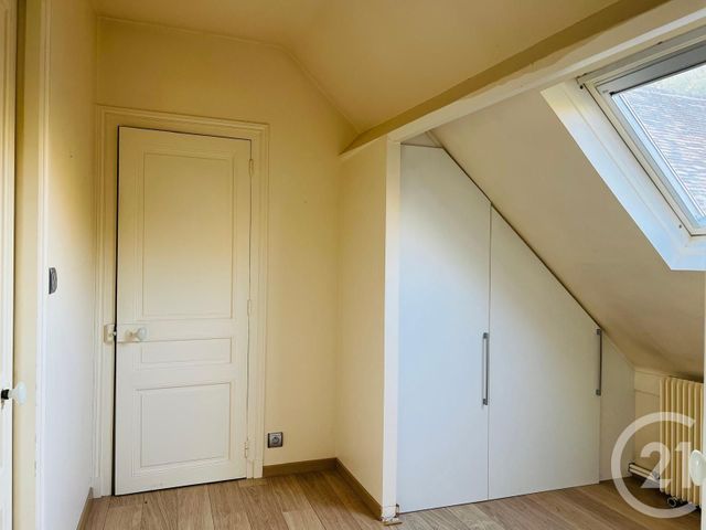 maison à vendre - 4 pièces - 161.0 m2 - MONTREUIL - 28 - CENTRE - Century 21 Agence De Diane