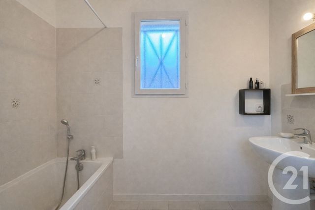 Appartement F3 à vendre - 3 pièces - 58.0 m2 - EZY SUR EURE - 27 - HAUTE-NORMANDIE - Century 21 Agence De Diane