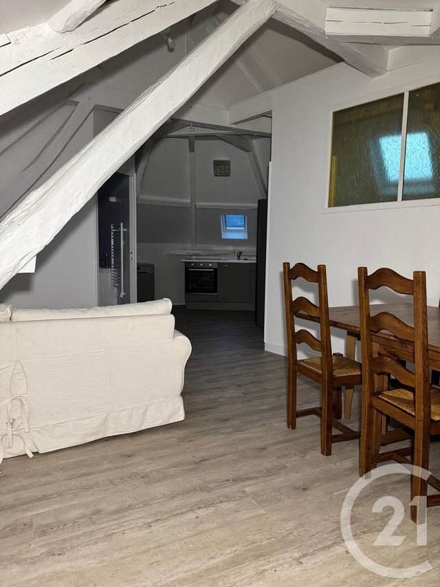 Appartement T2 à louer - 2 pièces - 33.0 m2 - GARENNES SUR EURE - 27 - HAUTE-NORMANDIE - Century 21 Agence De Diane