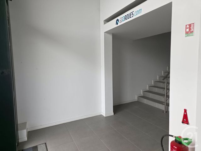 commerce à louer - 1800.0 m2 - HOUDAN - 78 - ILE-DE-FRANCE - Century 21 Agence De Diane