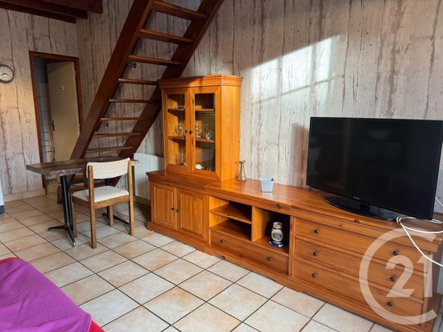 Appartement T2 à louer - 2 pièces - 23.18 m2 - BREVAL - 78 - ILE-DE-FRANCE - Century 21 Agence De Diane