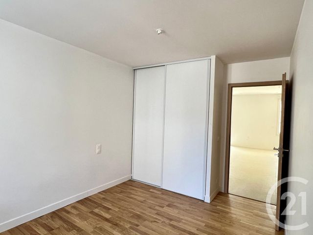 Appartement F3 à vendre - 3 pièces - 75.2 m2 - ANET - 28 - CENTRE - Century 21 Agence De Diane