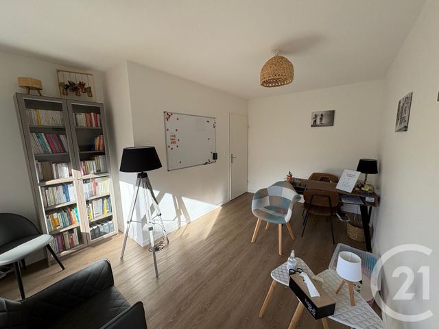 Appartement T2 à vendre - 2 pièces - 42.0 m2 - DREUX - 28 - CENTRE - Century 21 Agence De Diane