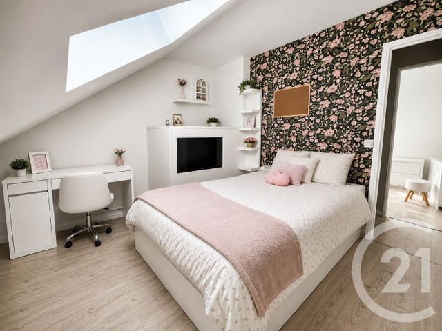 Appartement à vendre - 7 pièces - 114.65 m2 - EZY SUR EURE - 27 - HAUTE-NORMANDIE - Century 21 Agence De Diane