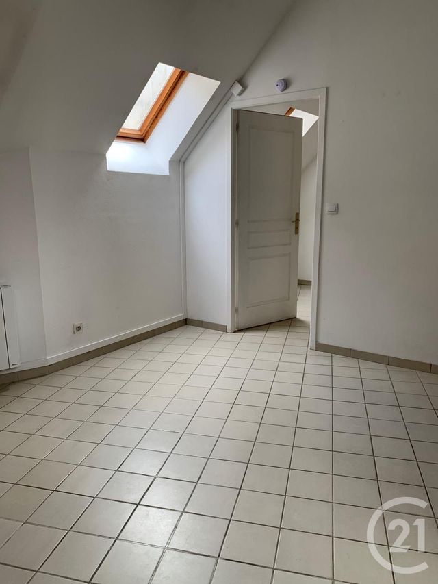 Appartement F2 à louer - 2 pièces - 28.69 m2 - ANET - 28 - CENTRE - Century 21 Agence De Diane