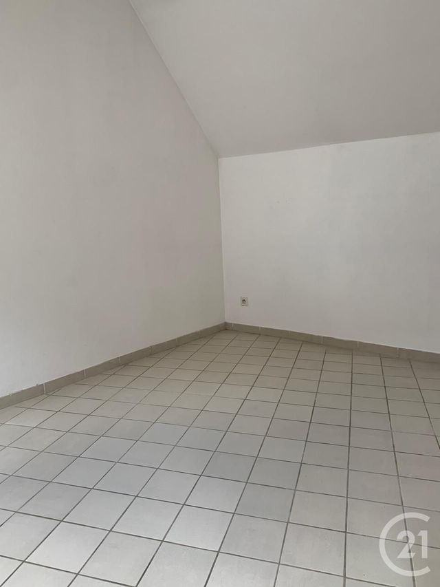 Appartement F2 à louer - 2 pièces - 28.69 m2 - ANET - 28 - CENTRE - Century 21 Agence De Diane