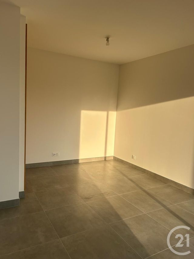 Appartement F3 à louer - 3 pièces - 64.99 m2 - LIMAY - 78 - ILE-DE-FRANCE - Century 21 Agence De Diane