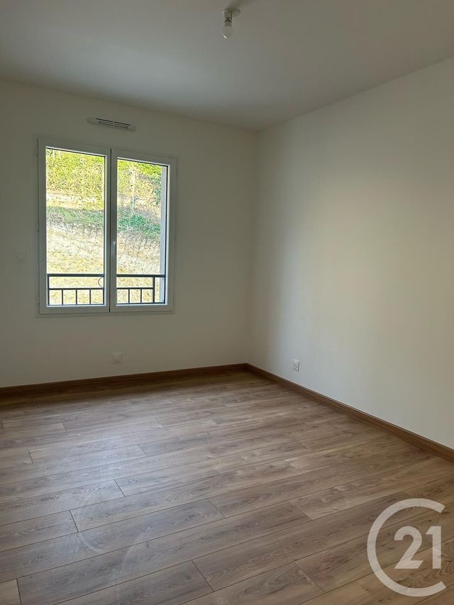 Appartement F3 à louer - 3 pièces - 58.6 m2 - LIMAY - 78 - ILE-DE-FRANCE - Century 21 Agence De Diane