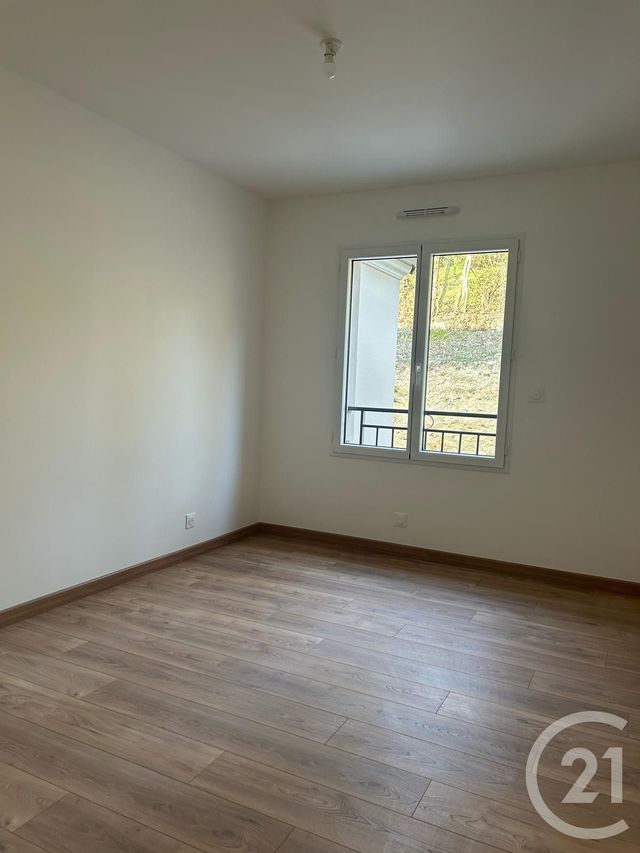Appartement F3 à louer - 3 pièces - 58.6 m2 - LIMAY - 78 - ILE-DE-FRANCE - Century 21 Agence De Diane