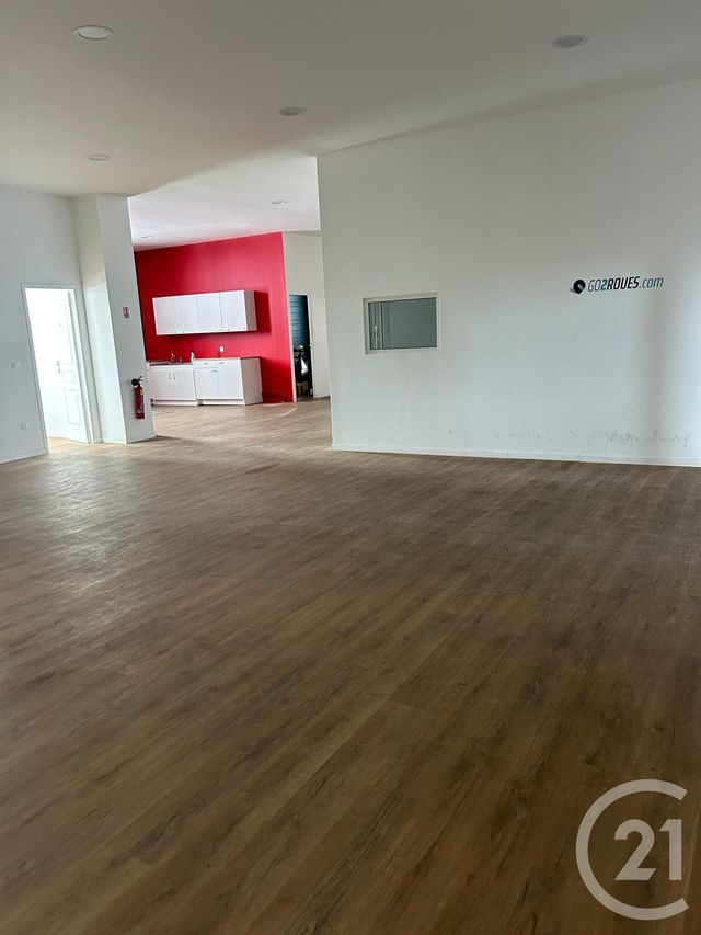 maison à louer - 1 pièce - 600.0 m2 - HOUDAN - 78 - ILE-DE-FRANCE - Century 21 Agence De Diane