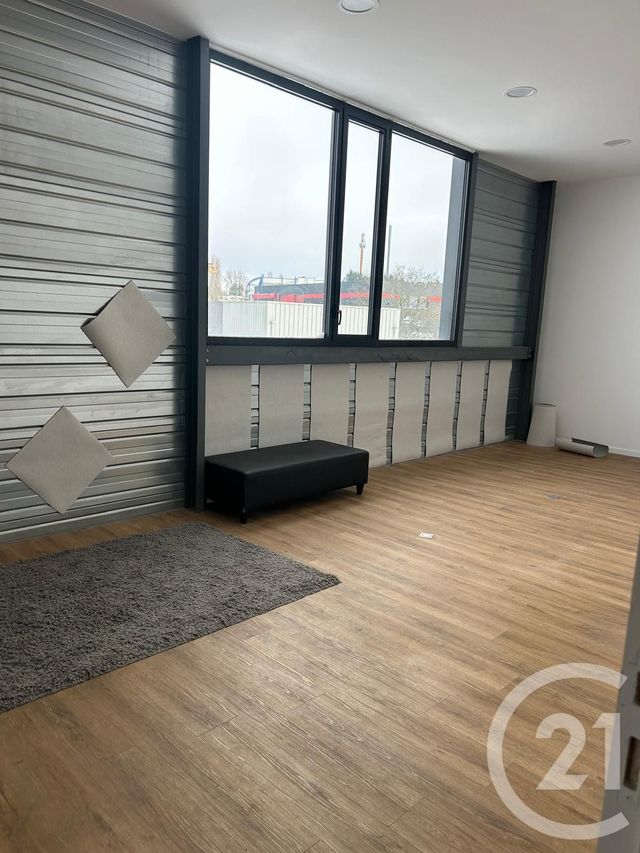 maison à louer - 1 pièce - 600.0 m2 - HOUDAN - 78 - ILE-DE-FRANCE - Century 21 Agence De Diane