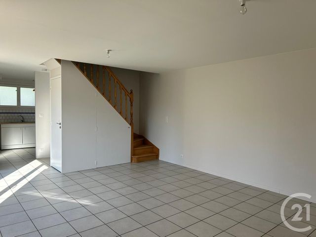 maison à louer - 4 pièces - 75.78 m2 - LA CHAPELLE LONGUEVILLE - 27 - HAUTE-NORMANDIE - Century 21 Agence De Diane