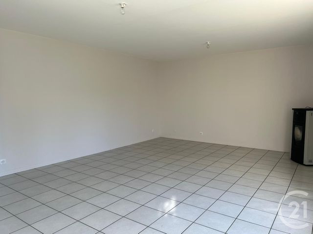 maison à louer - 4 pièces - 75.78 m2 - LA CHAPELLE LONGUEVILLE - 27 - HAUTE-NORMANDIE - Century 21 Agence De Diane