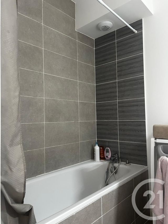 Appartement F3 à louer - 3 pièces - 58.13 m2 - DREUX - 28 - CENTRE - Century 21 Agence De Diane