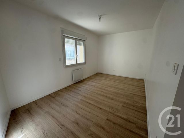 Appartement T3 à louer - 3 pièces - 52.65 m2 - ST ANDRE DE L EURE - 27 - HAUTE-NORMANDIE - Century 21 Agence De Diane