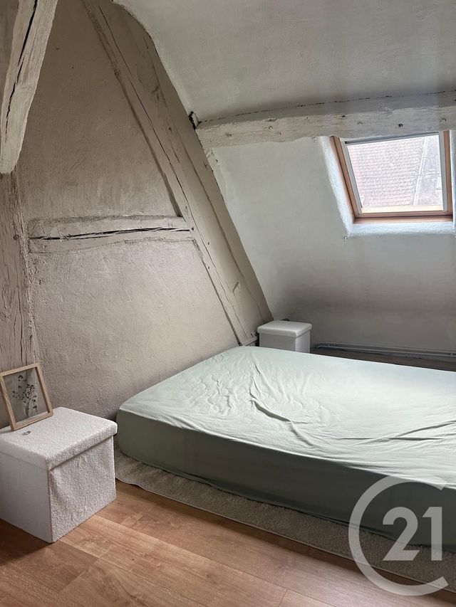 Appartement Triplex à louer - 4 pièces - 72.05 m2 - IVRY LA BATAILLE - 27 - HAUTE-NORMANDIE - Century 21 Agence De Diane