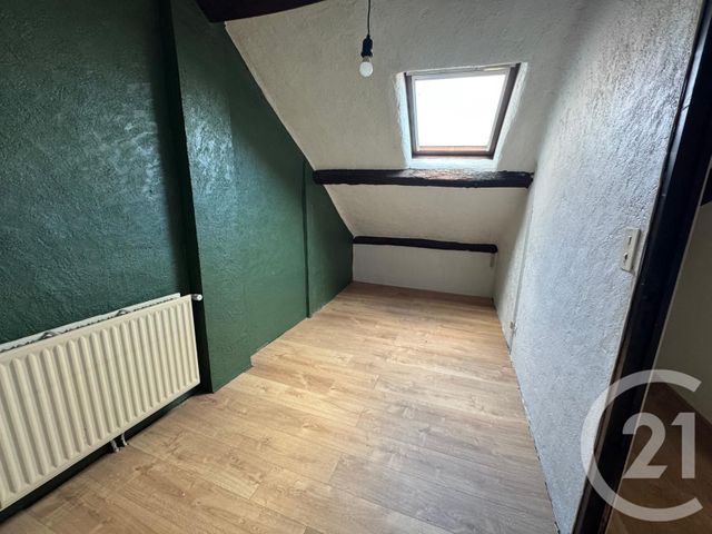 Appartement Triplex à louer - 4 pièces - 72.05 m2 - IVRY LA BATAILLE - 27 - HAUTE-NORMANDIE - Century 21 Agence De Diane