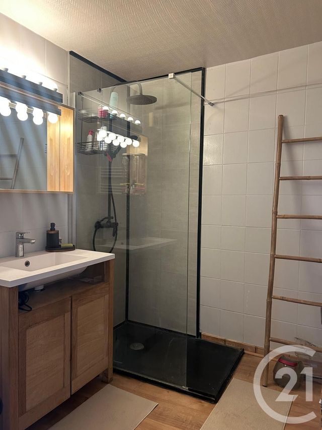 Appartement Triplex à louer - 4 pièces - 72.05 m2 - IVRY LA BATAILLE - 27 - HAUTE-NORMANDIE - Century 21 Agence De Diane