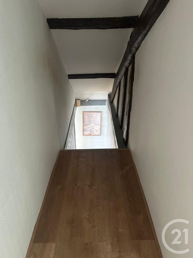 Appartement Triplex à louer - 4 pièces - 72.05 m2 - IVRY LA BATAILLE - 27 - HAUTE-NORMANDIE - Century 21 Agence De Diane