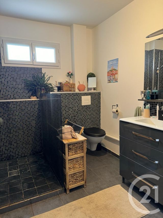 Appartement F3 à louer - 3 pièces - 71.14 m2 - EZY SUR EURE - 27 - HAUTE-NORMANDIE - Century 21 Agence De Diane