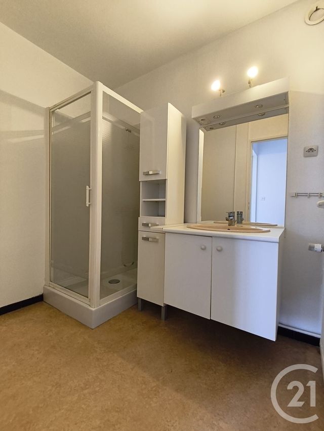 Appartement F4 à louer - 4 pièces - 84.74 m2 - DREUX - 28 - CENTRE - Century 21 Agence De Diane