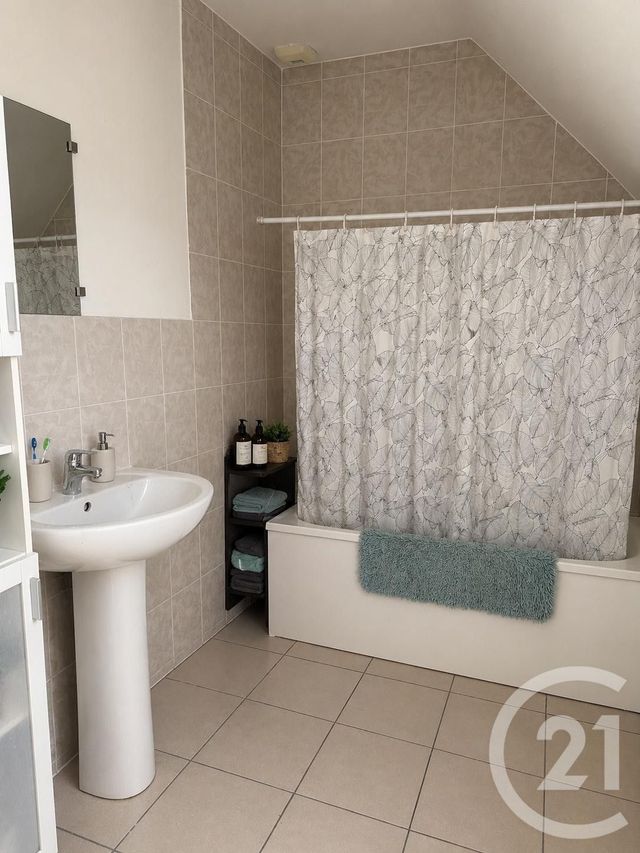 maison à louer - 5 pièces - 100.13 m2 - LA CHAUSSEE D IVRY - 28 - CENTRE - Century 21 Agence De Diane