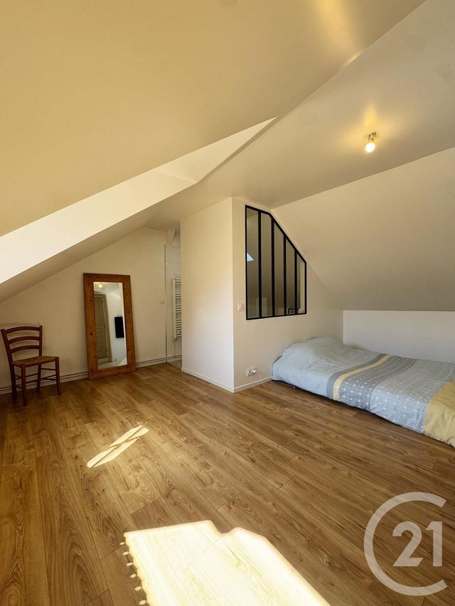 maison à louer - 3 pièces - 80.25 m2 - OULINS - 28 - CENTRE - Century 21 Agence De Diane