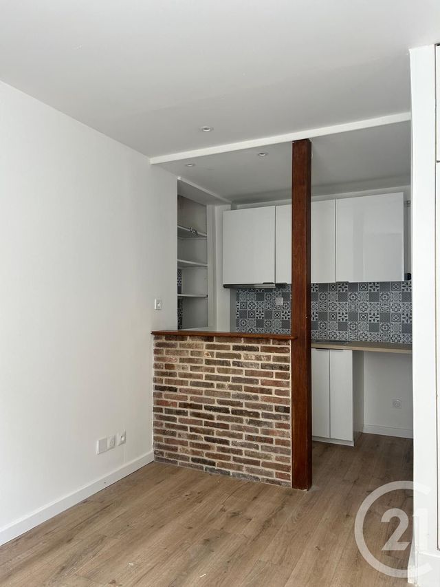 Appartement F1 à louer - 1 pièce - 19.0 m2 - SEPTEUIL - 78 - ILE-DE-FRANCE - Century 21 Agence De Diane