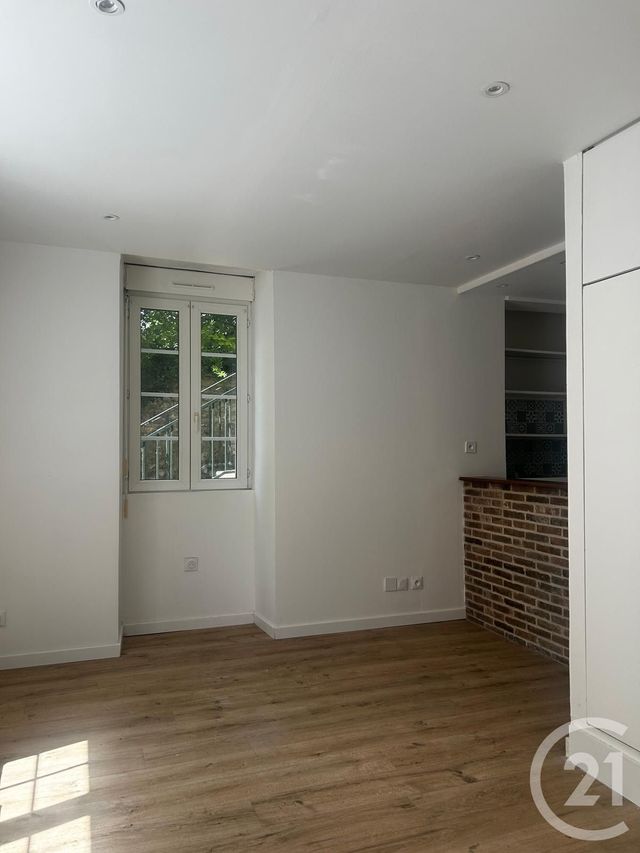 Appartement F1 à louer - 1 pièce - 19.0 m2 - SEPTEUIL - 78 - ILE-DE-FRANCE - Century 21 Agence De Diane
