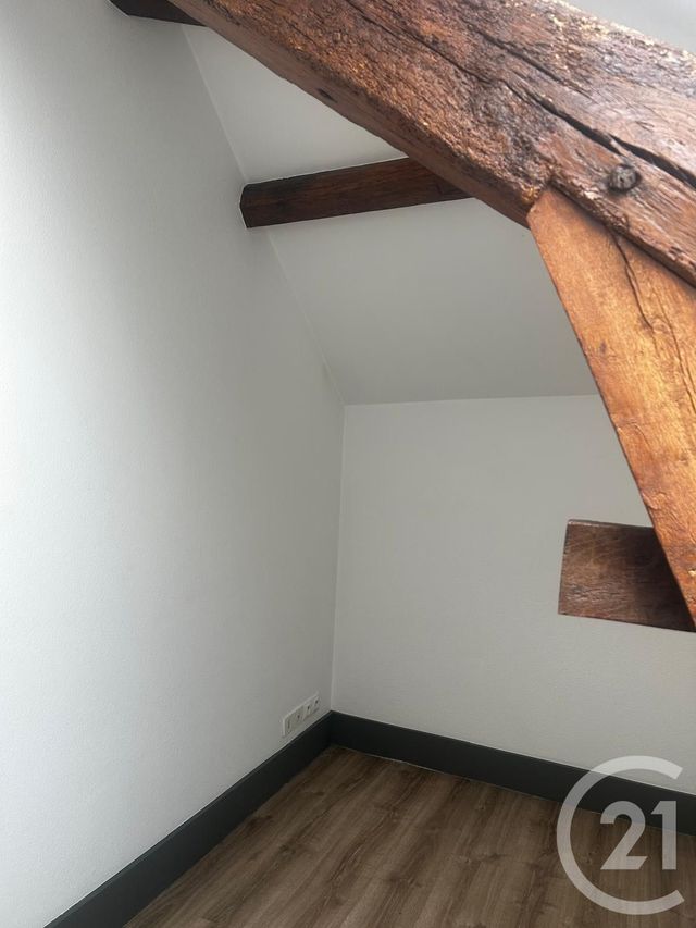Appartement F3 à louer - 3 pièces - 39.9 m2 - SEPTEUIL - 78 - ILE-DE-FRANCE - Century 21 Agence De Diane