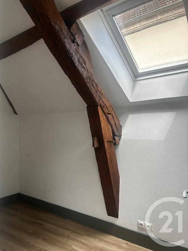 Appartement F3 à louer - 3 pièces - 39.9 m2 - SEPTEUIL - 78 - ILE-DE-FRANCE - Century 21 Agence De Diane