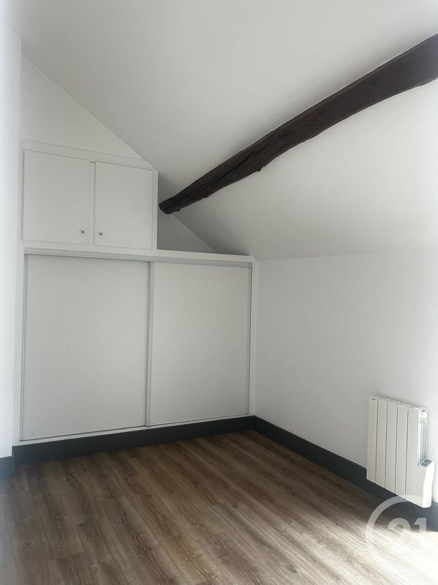 Appartement F3 à louer - 3 pièces - 39.9 m2 - SEPTEUIL - 78 - ILE-DE-FRANCE - Century 21 Agence De Diane
