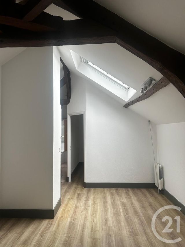 Appartement F3 à louer - 3 pièces - 39.9 m2 - SEPTEUIL - 78 - ILE-DE-FRANCE - Century 21 Agence De Diane